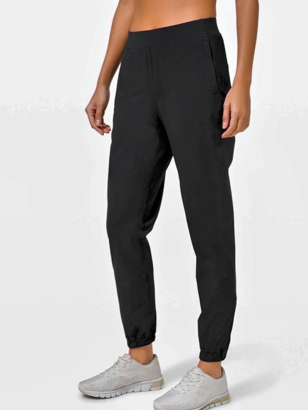 LULULEMON • Adapted State Joggers pants in
Black Size 8 athleisure workout